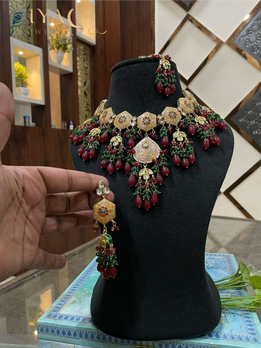 Golden finish multicolored stone floral design choker necklace set for bridal wear - PiyaGuJwells