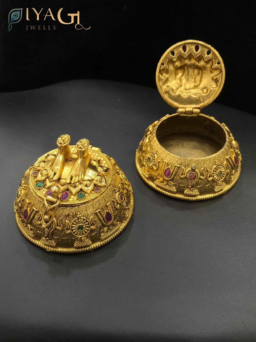 Multicolor antique polish kum-kum box with naga work design for ethnic occasions - PiyaGuJwells